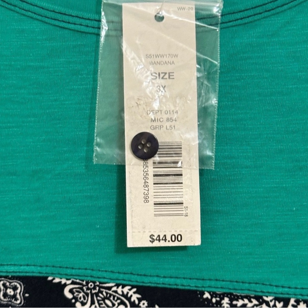 Westbound Green and Black Long Sleeve Top NWT - Picture 2 of 3
